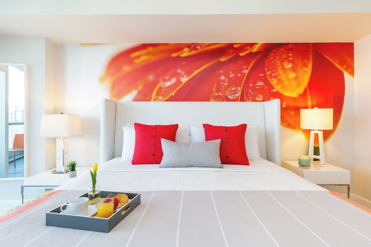 2 bedrooms, Egyptian cotton sheets, premium bedding, in-room safe