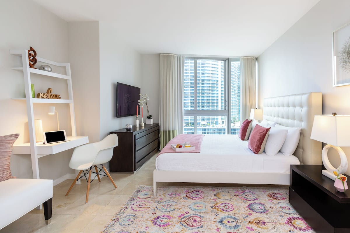 Presidential Corner Apart, 2/2 and Sofa Bed, Ocean View2202 | 2 bedrooms, Egyptian cotton sheets, premium bedding, in-room safe