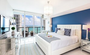 Boutique Apartment, Ocean, 1 King & Sofa Bed, Balcony4801 | Sábanas de algodón egipcio y ropa de cama de alta calidad 