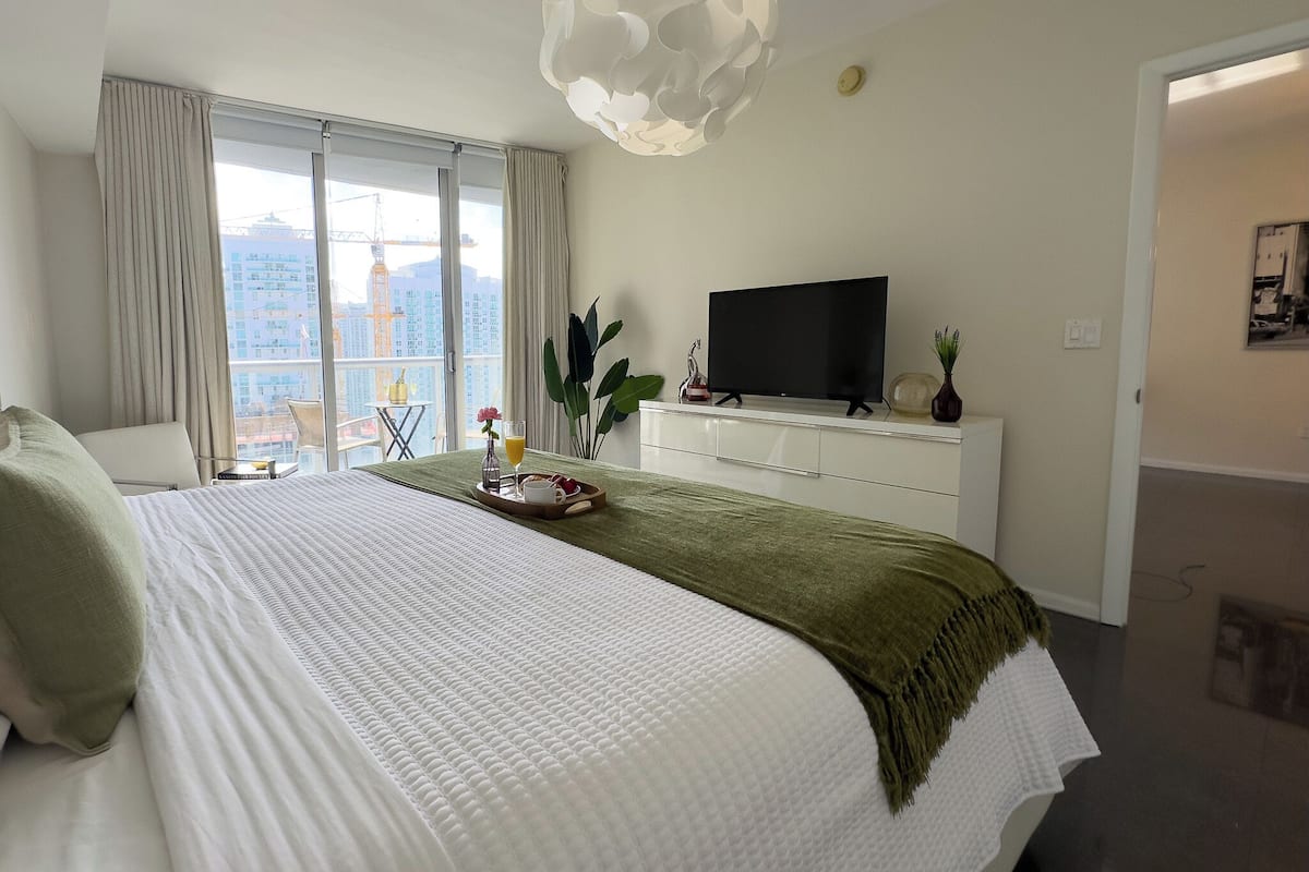 Boutique Apart, 1 King & Sofa Bed, Sauna, River/City Views, Balcony3307 | 2 bedrooms, Egyptian cotton sheets, premium bedding, in-room safe