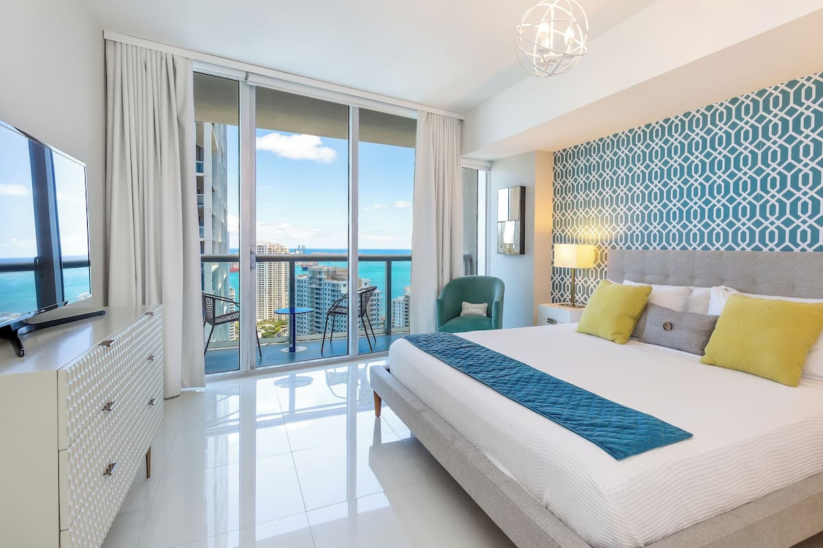 Boutique Apartment, Ocean, 1 King & Sofa Bed, Balcony3901 | 2 bedrooms, Egyptian cotton sheets, premium bedding, in-room safe