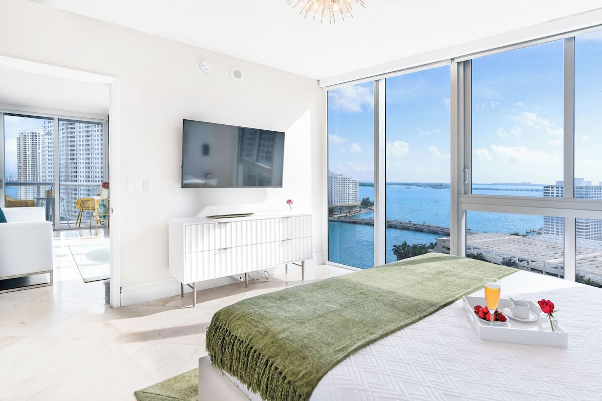Boutique Corner Apart, 2/2, Sofa Bed, Ocean View, Balcony1910 | 2 bedrooms, Egyptian cotton sheets, premium bedding, in-room safe
