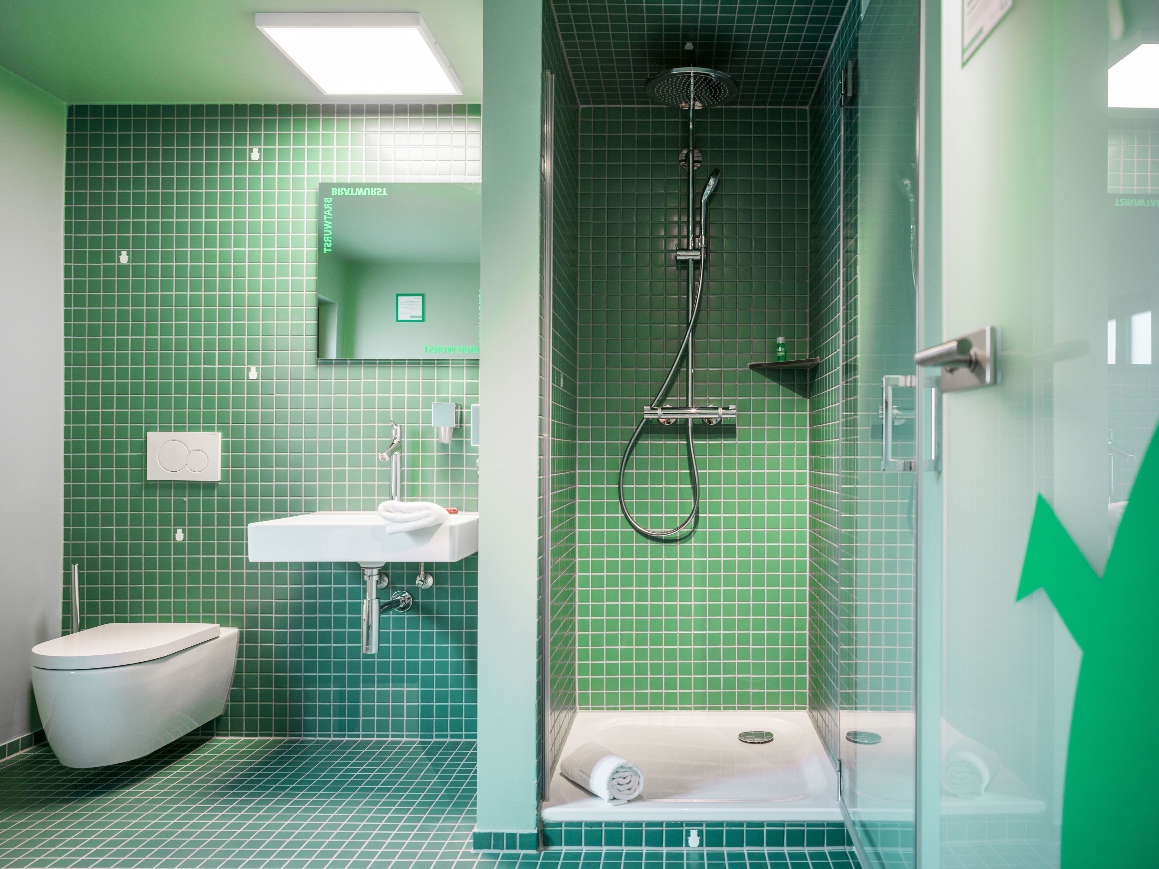 classic single room (5) | bathroom | free toiletries, hair dryer, towels