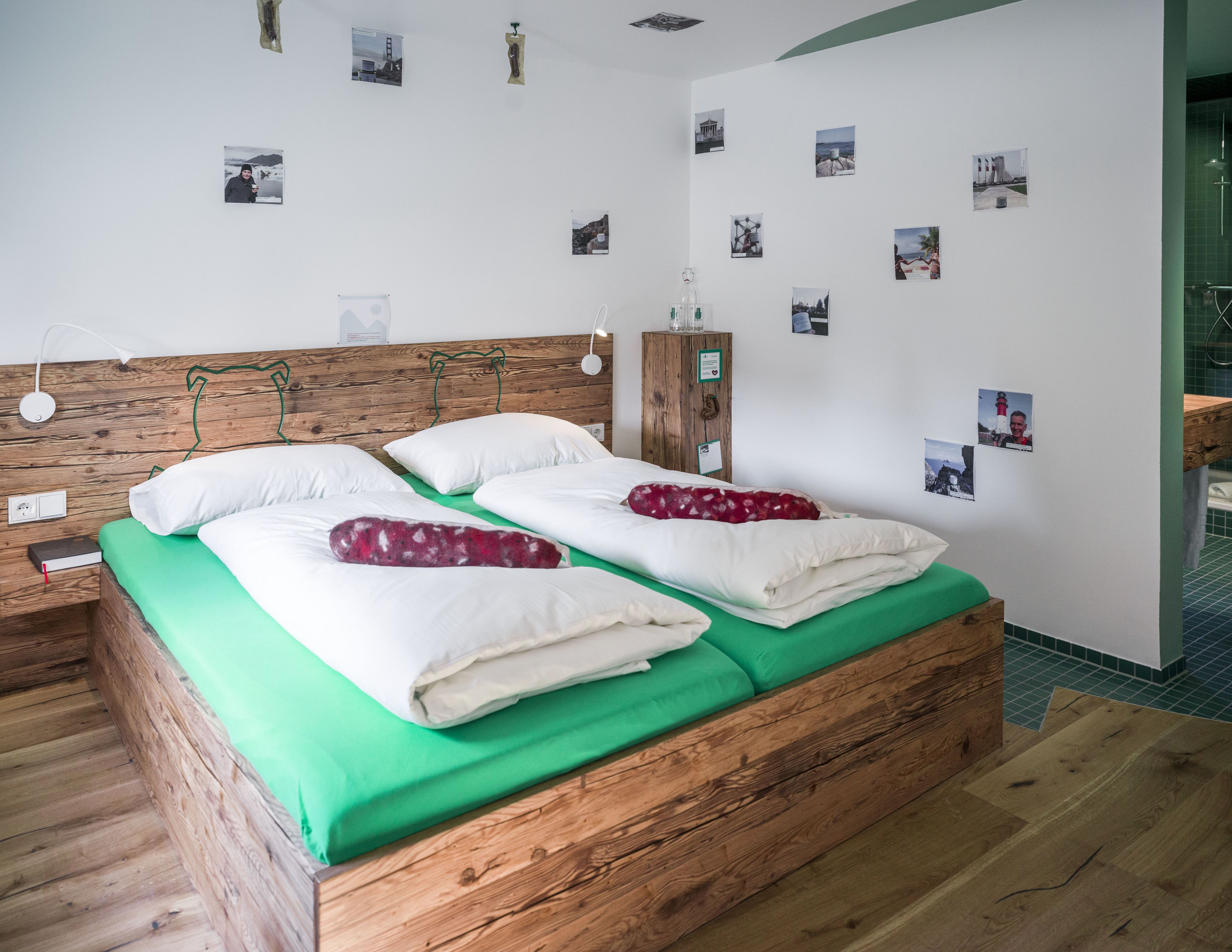 deluxe double room (7) | individually decorated, individually furnished, desk, blackout curtains