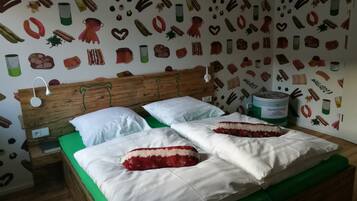 Comfort Double Room (1) | Individually decorated, individually furnished, desk, blackout curtains