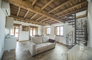 Maisonette, 1 Schlafzimmer | Wohnbereich