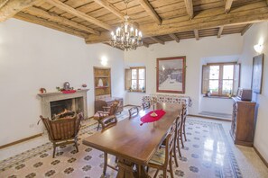 Free daily buffet breakfast  - B&B Locanda Cistercense (Viterbo)