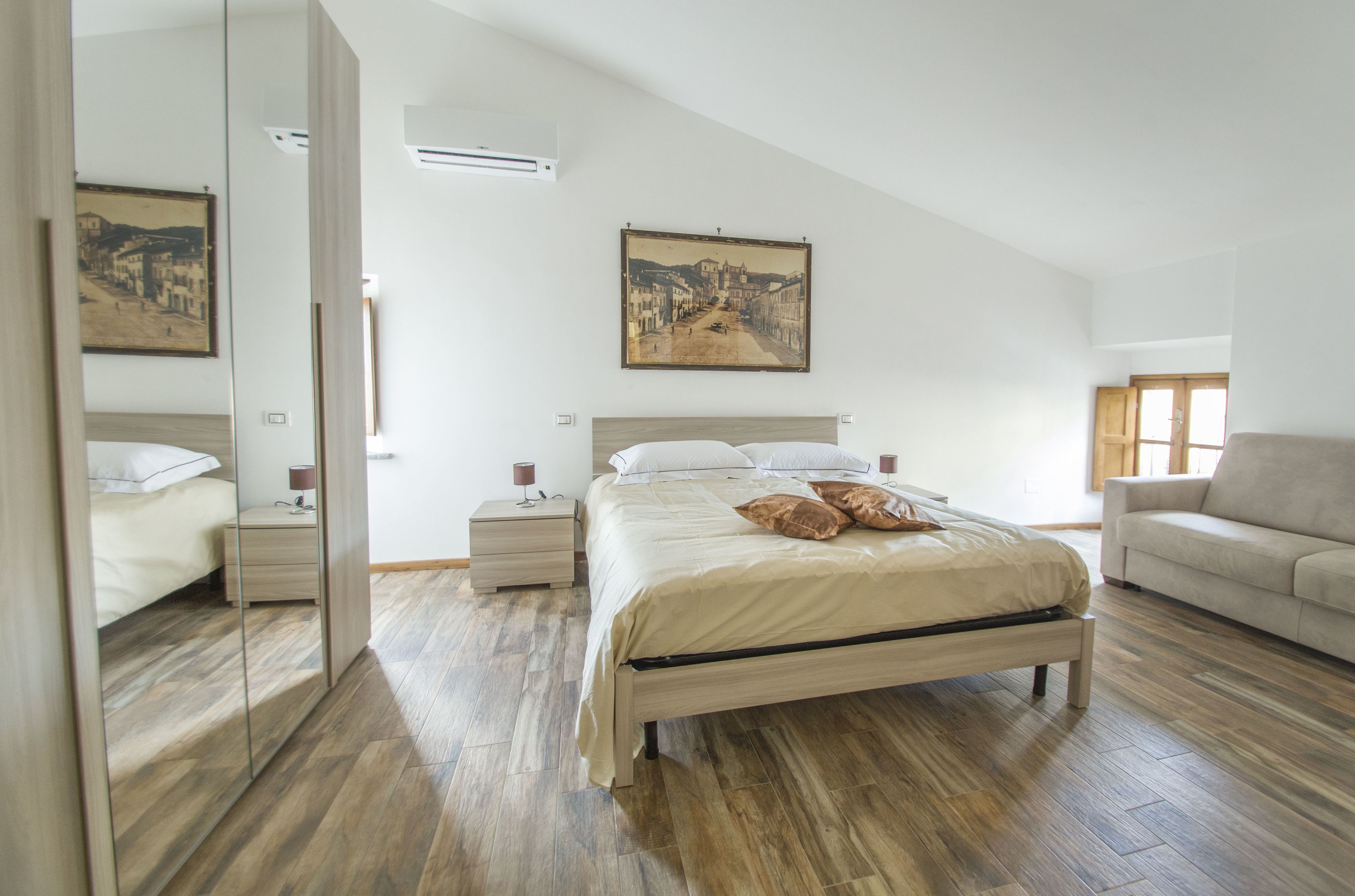 Quadruple Room | Desk, free WiFi, bed sheets