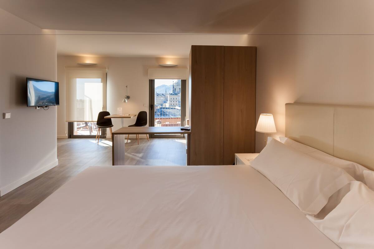 Superior Suite, Terrace | In-room safe, desk, blackout curtains, soundproofing