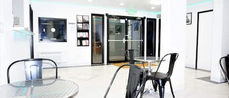 Free daily full breakfast