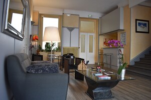 Zona de estar del vestíbulo