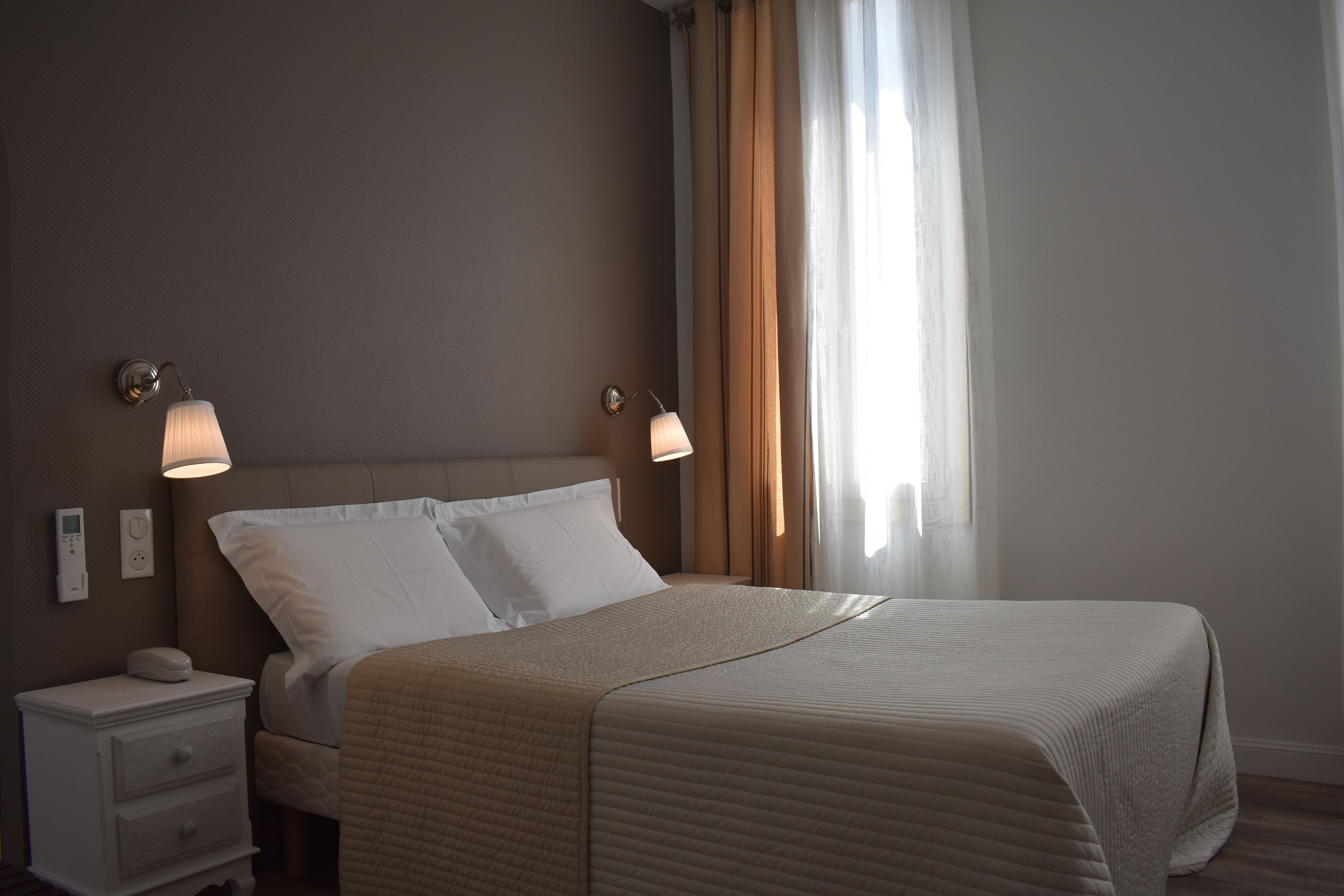 Photo - Hôtel Henri IV