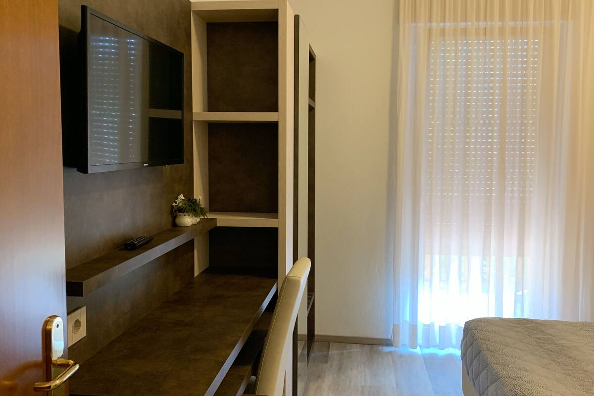 double or twin room | in-room safe, free wifi, bed sheets