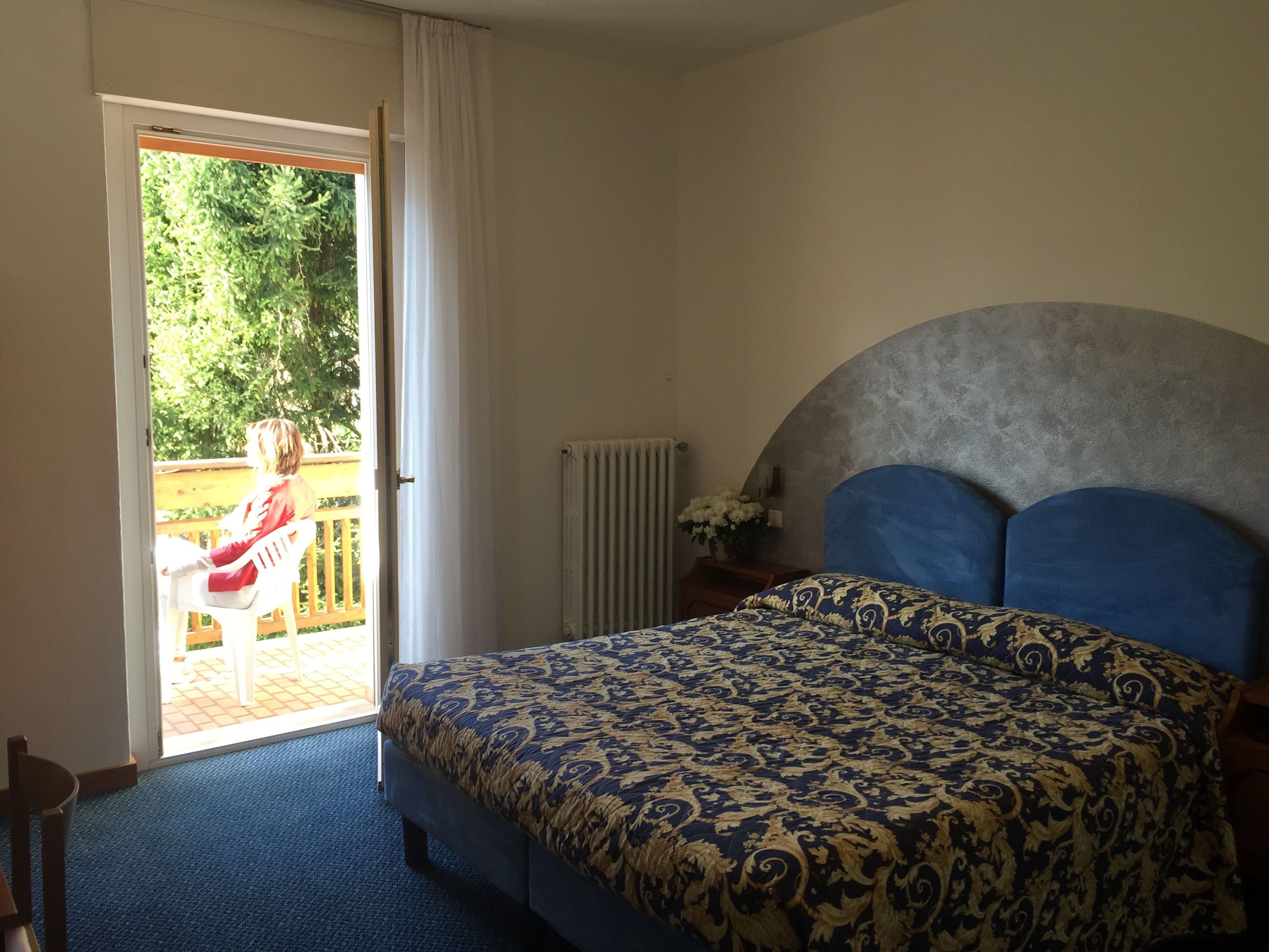 double or twin room | in-room safe, free wifi, bed sheets