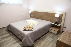 Apartamento, 1 quarto, cozinha americana, vista para o jardim (BACCO) | 1 quarto, roupas de cama de algodão egípcio, roupas de cama premium