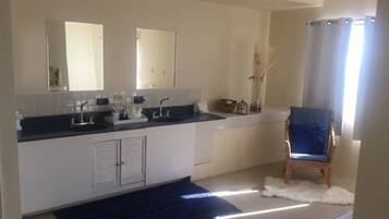 家庭獨棟房屋, 3 間臥室, 海濱 | 私人廚房 | 電冰箱、烤箱、爐台、電鍋