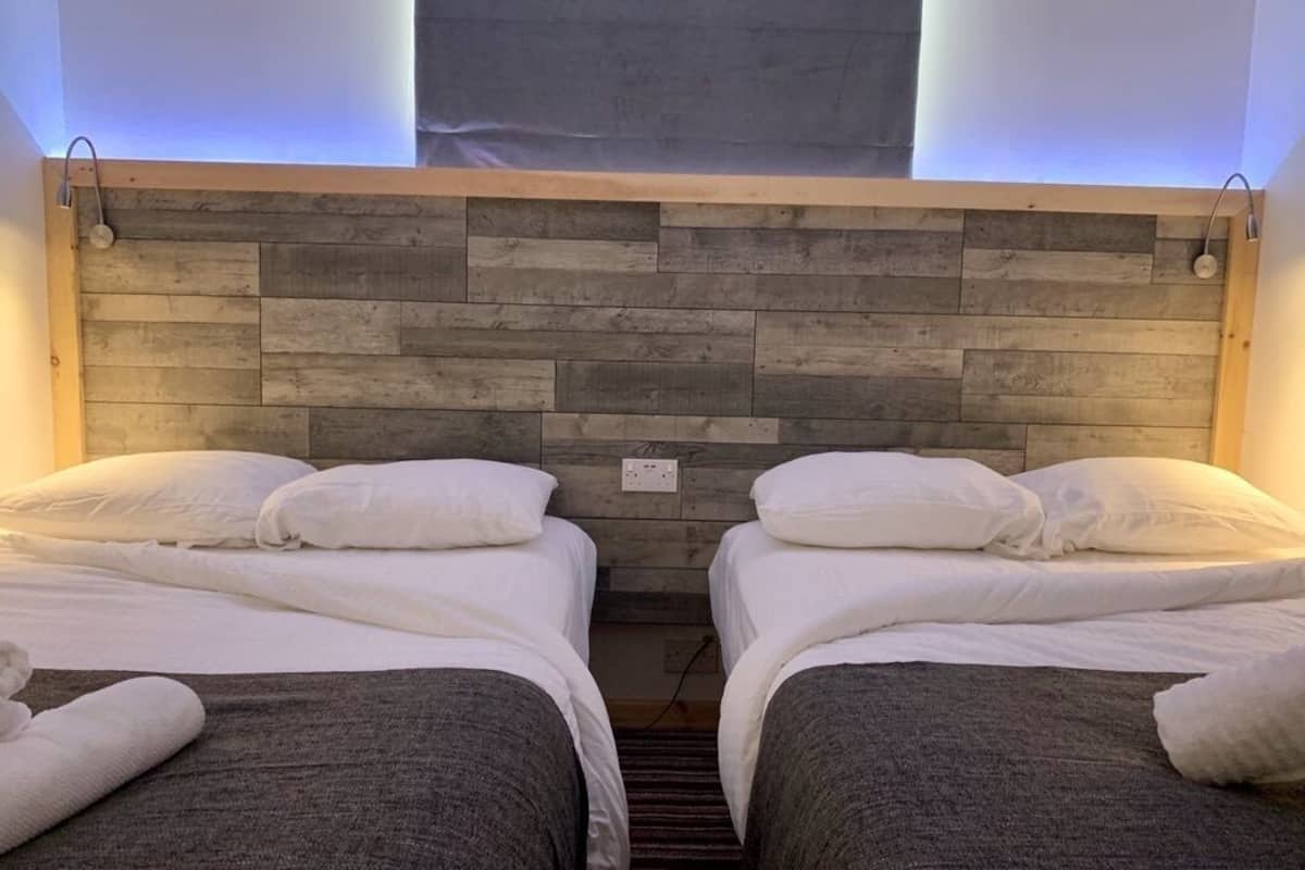 Egyptian cotton sheets, premium bedding, pillow-top beds, minibar