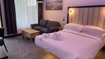 Deluxe Room, Ensuite, Lake View