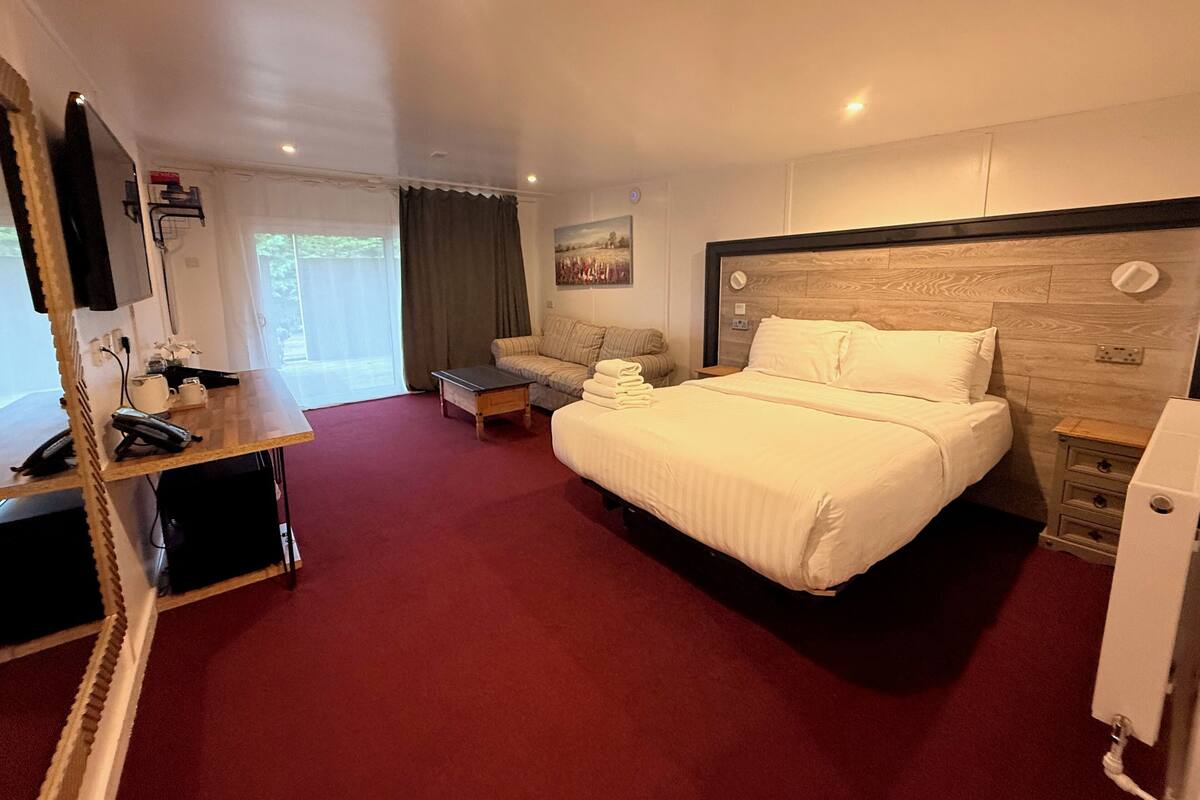 Superior King Room | Sábanas de algodón egipcio y ropa de cama de alta calidad