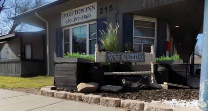 Dighton Inn