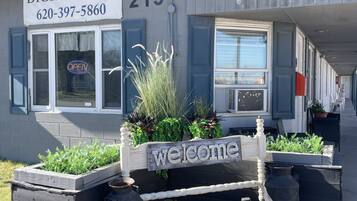 Façana frontal de l'allotjament