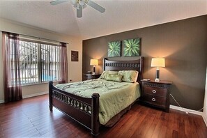 4 bedrooms, iron/ironing board, WiFi, bed sheets