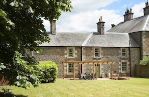 Courtyard House, a restored wing of the Victorian farmhouse