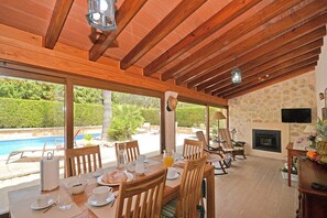Dining - Es Pou - Charming villa with pool in Biniamar, Selva, Mallorca (Selva)