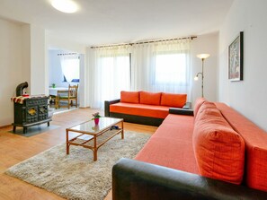 TV, lareira, DVD player