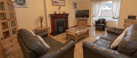 TV, fireplace, DVD player, stereo