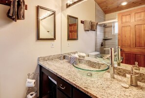 Bathtub, hair dryer, towels