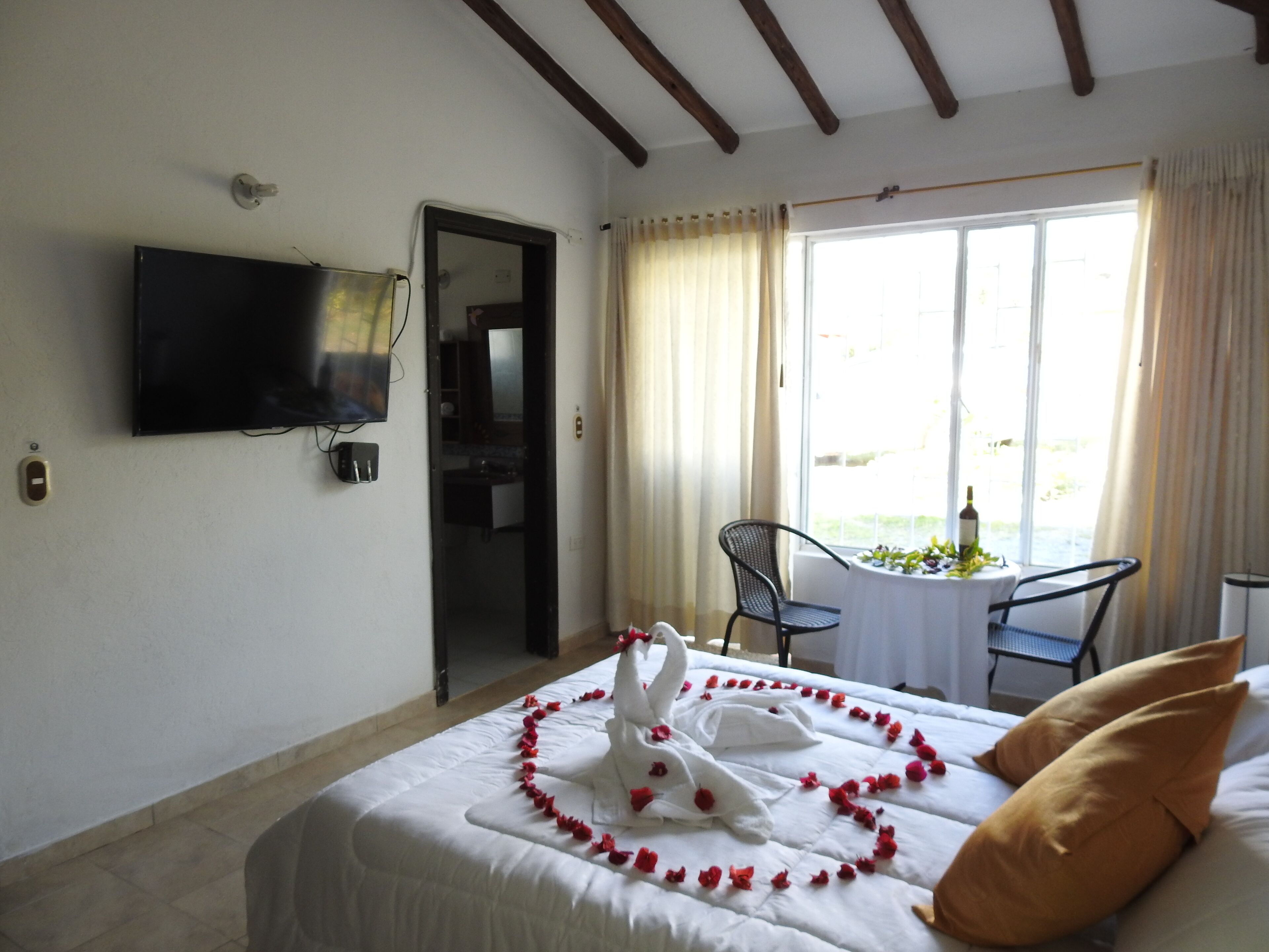 Individually decorated, individually furnished, bed sheets