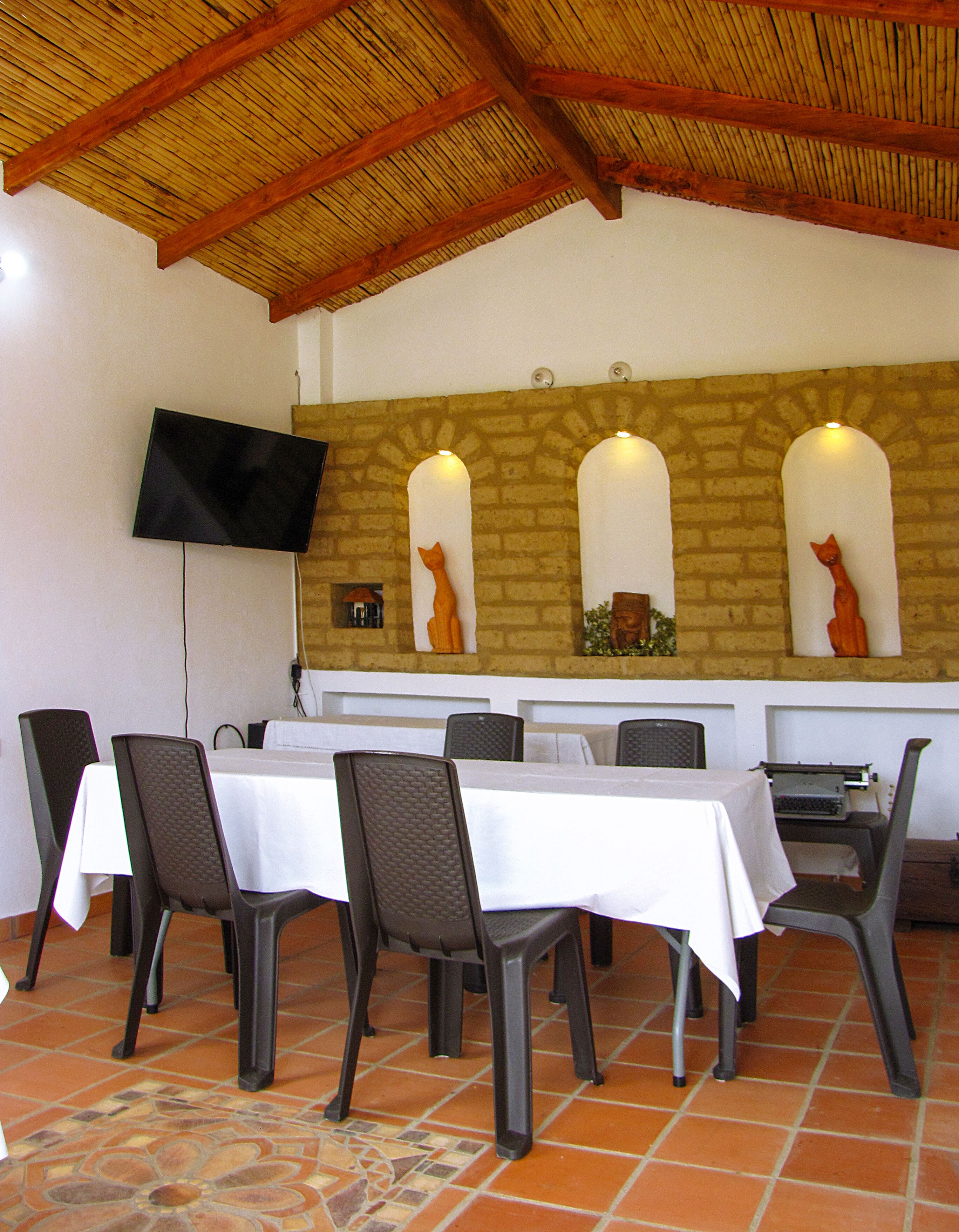 Free daily local cuisine breakfast