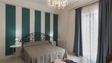 Schreibtisch, kostenloses WLAN, Bettwäsche