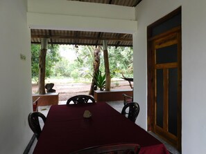 Luxury Double Room, 2 Bedrooms, Smoking, Garden View | 2 bedrooms, minibar, in-room safe, free WiFi