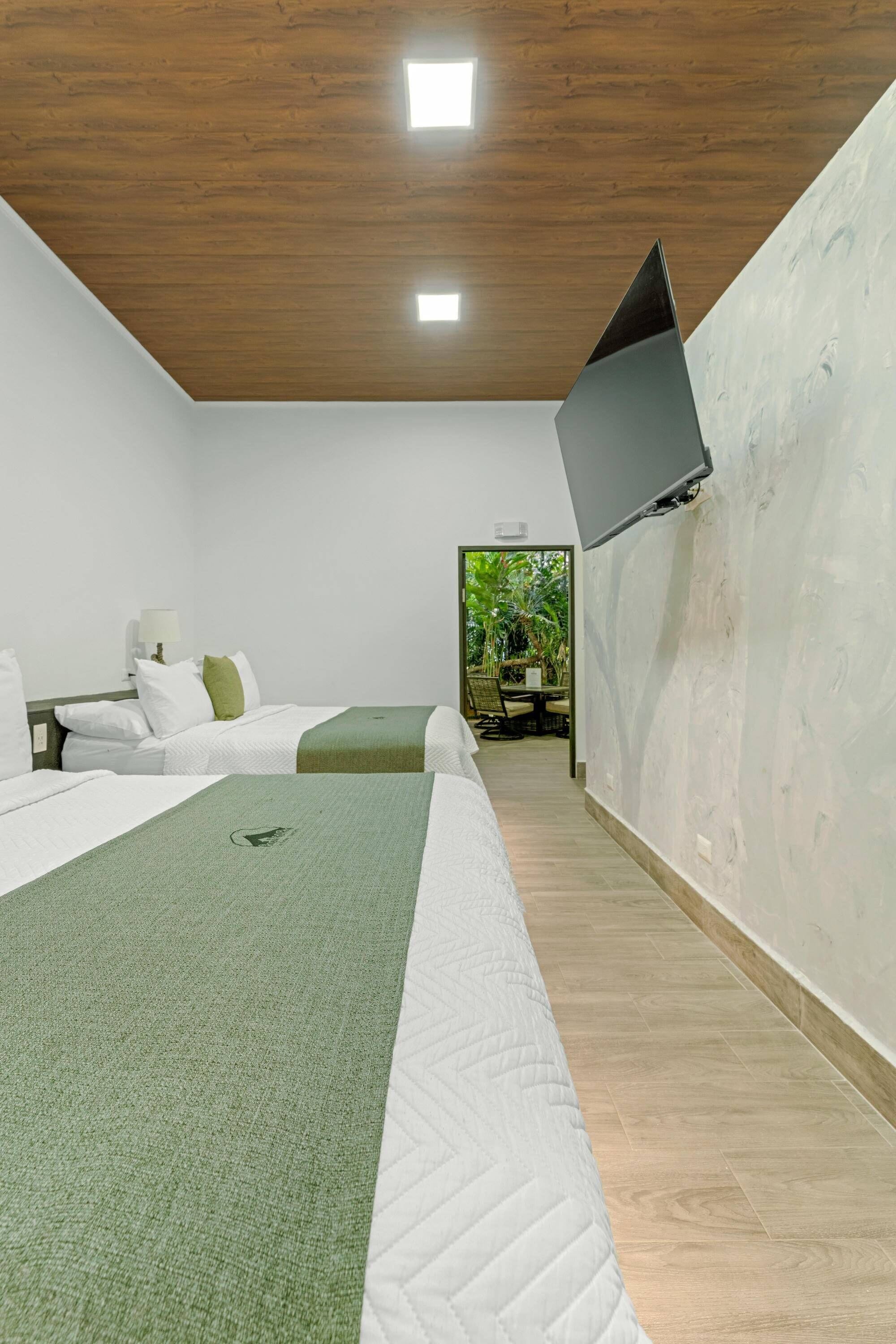 Junior Villa | Premium bedding, in-room safe, individually decorated, blackout drapes