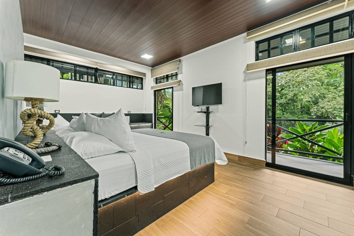 Premium bedding, in-room safe, individually decorated, blackout drapes