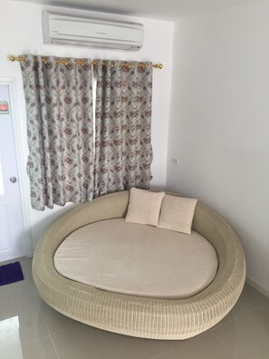 Room - Private House in Sriracha (Si Racha)
