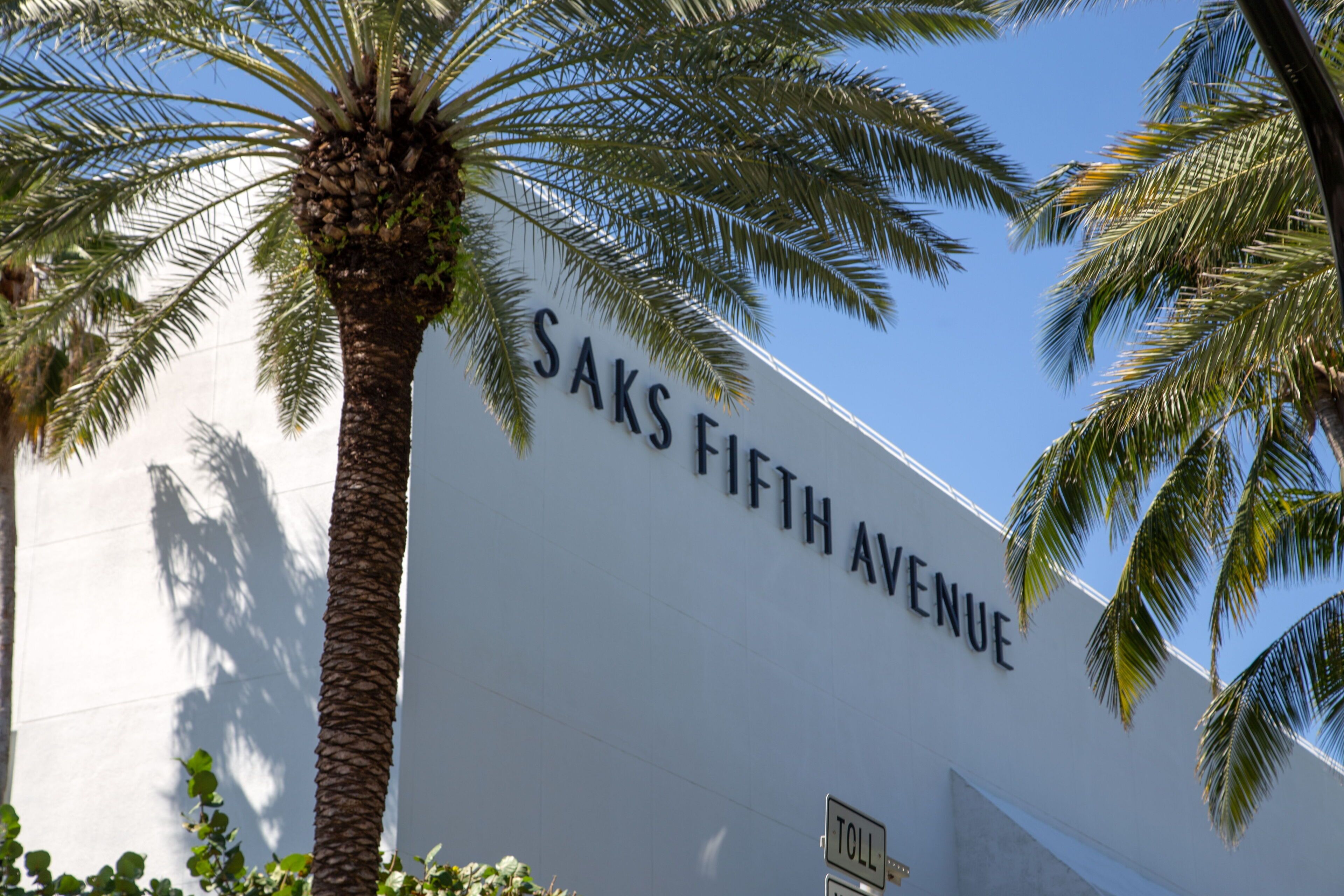 A building with a sign reading "SAKS FIFTH AVENUE".