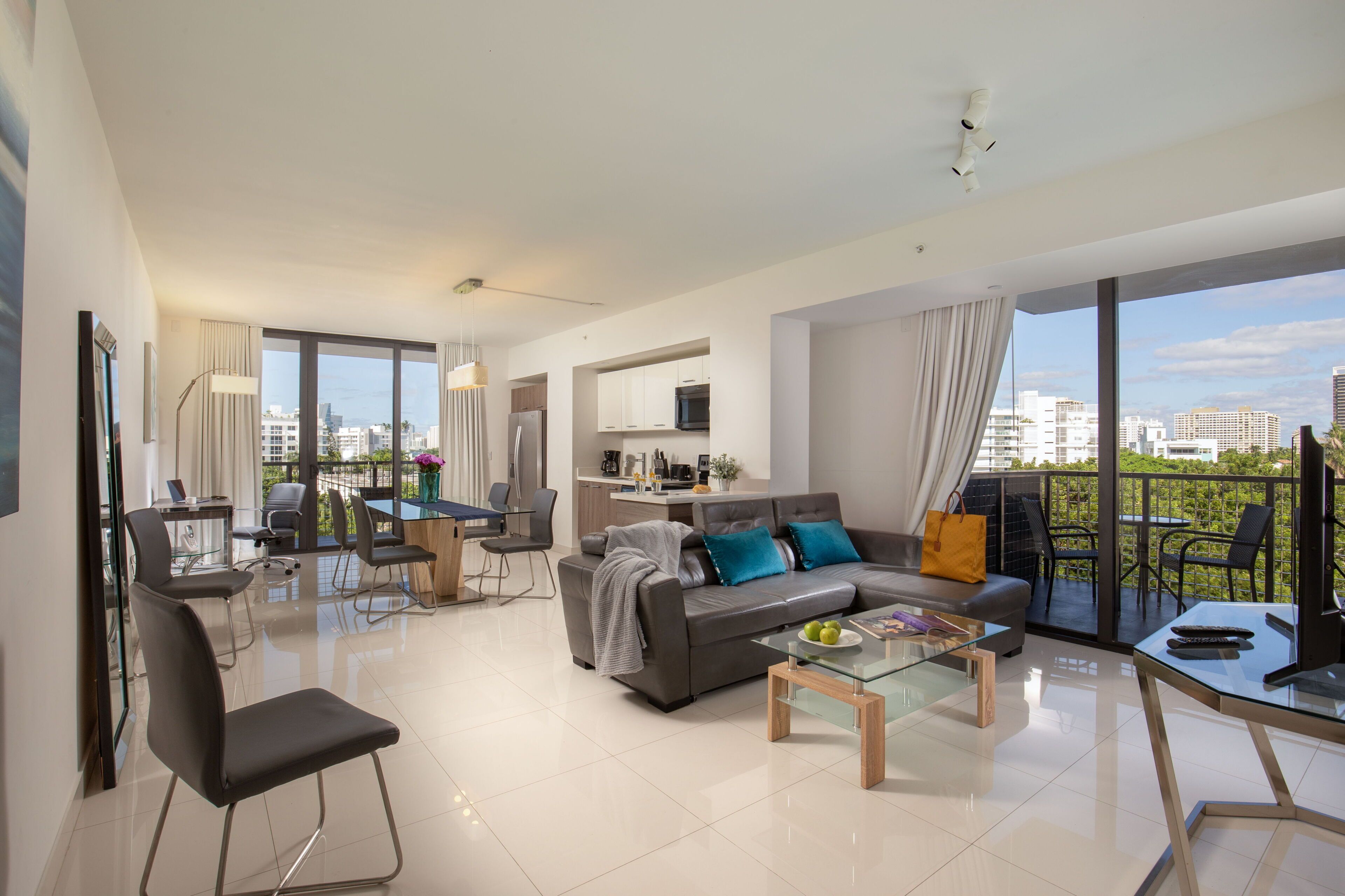 Moderno Residences By Bay Breeze in Miami Beach, United States