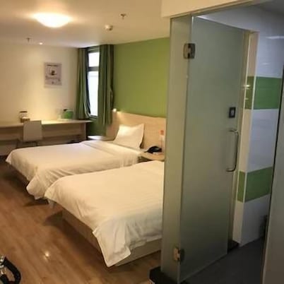 7 Days Inn