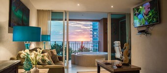 Grand Venetian Condominium