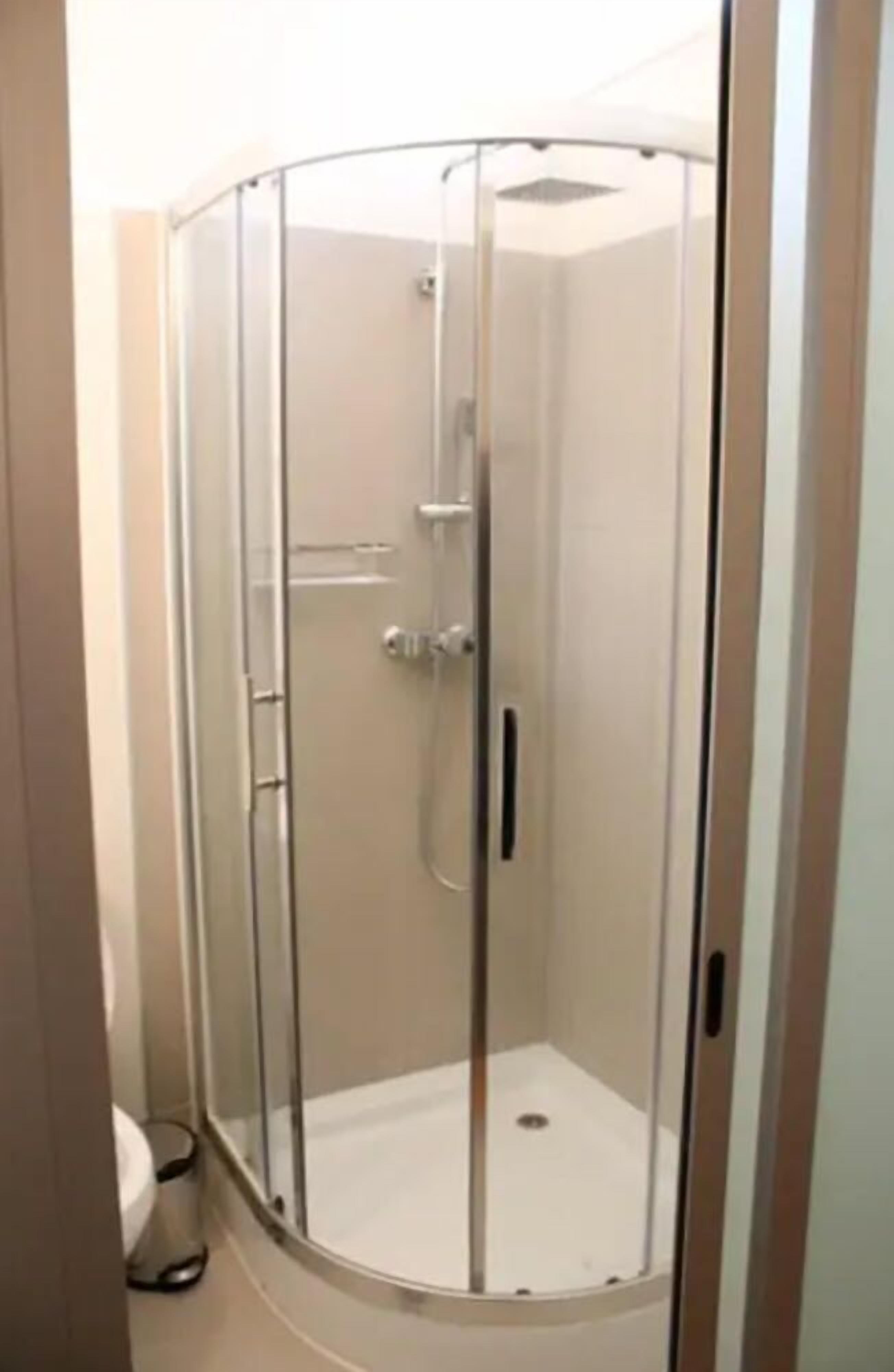 Townhouse, 6 soverom, ikke-røyk | Dusj på badet