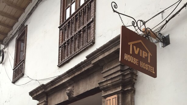 Unclassified image, 1 of 23, button - VIP House Hostel (Cusco)