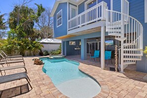 A heated pool - Villa Marianne: AMI North End, Steps to Beach, West of Gulf, Pool by Anna Maria Life (Anna Maria)