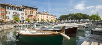 Appartamento Vista Lago, Desenzano Del Garda, Italy