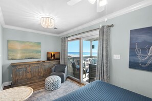 4 室のベッドルーム、アイロン / アイロン台、WiFi (無料)、ベッドシーツ