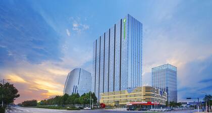 Holiday Inn Express Zhengzhou Longzi Lake by IHG