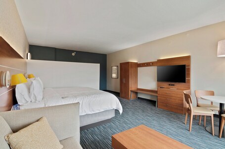 Holiday Inn Express Suites Orlando Lake Buena Vista, an IHG Hotel - Image 31