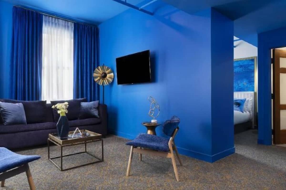 Área de sala de estar | Televisión de pantalla plana